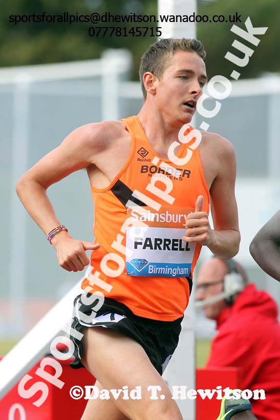 Tom Farrell in the mens 2 Miles at the Sainsbury's Birmingham Grand Prix. Photos: David T. Hewitson/Sports for All Pics
